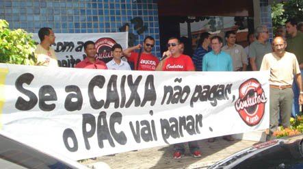 Greve dos Engenheiros, Arquitetos  e Advogados da CAIXA  tem adesão de 100% no RN