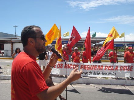 Bancários do RN denunciam ataques do Governo Lula no Dia do Trabalhador