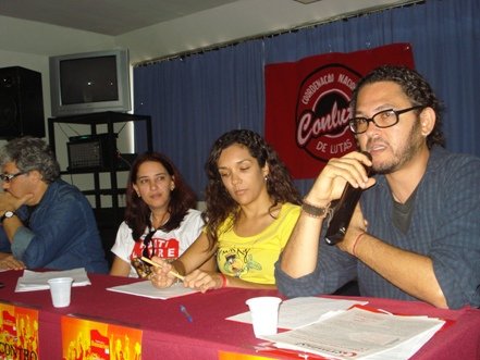 Crise internacional incita debates entre os Bancários no Encontro Estadual