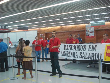 BRADESCO DEMITE cinco funcionários no RN