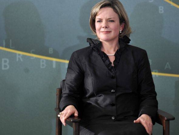 Ministra da Casa Civil gastou apenas R$56,9 mil com táxi aéreo